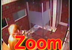 mąż rozbiera żonę na mowe filmy porno wideo.